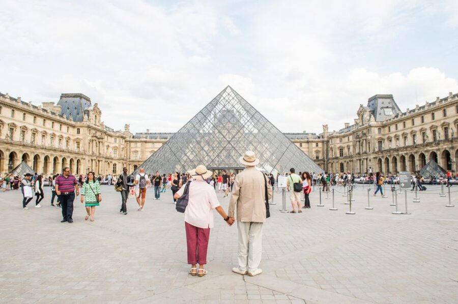 Paris: Big Bus Hop-on Hop-off Tour & Panoramic Night Tour - What the Paris Big Bus package actually gives you