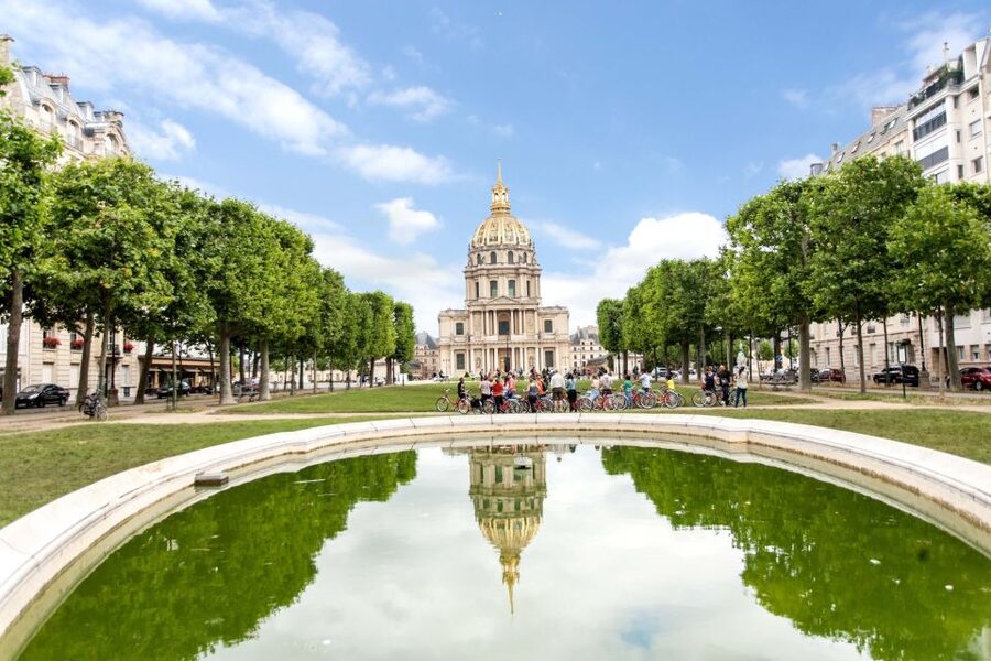 Paris Bike Tour: Eiffel Tower, Place de la Concorde & More - Invalides, Napoleon, and the golden dome