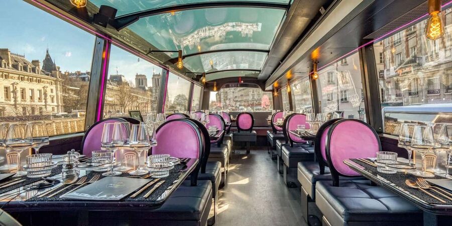 Paris: Bus Toqué Tour with 5-Course Dinner and Champagne - Why a dinner bus works especially well in Paris