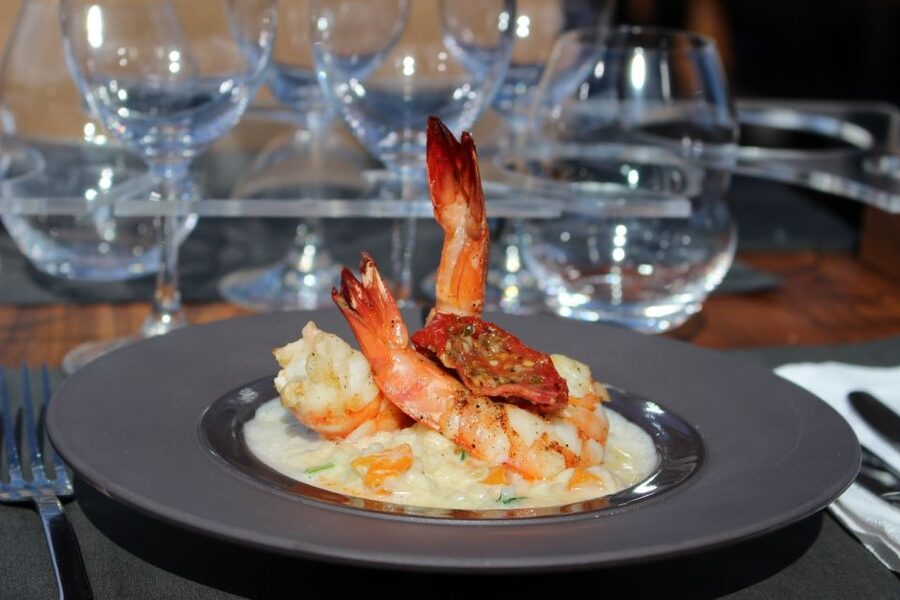 Paris: Bustronome Gourmet Dinner Tour - Drinks, pairings, and the real price