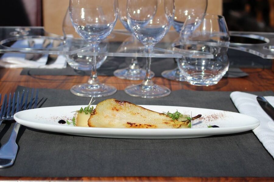 Paris: Bustronome Gourmet Lunch Tour on a Glass-Roof Bus - What arrives on the four-course menu