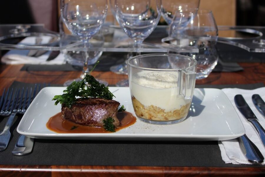 Paris: Bustronome Gourmet Lunch Tour on a Glass-Roof Bus - Commentary, music, and the missing details