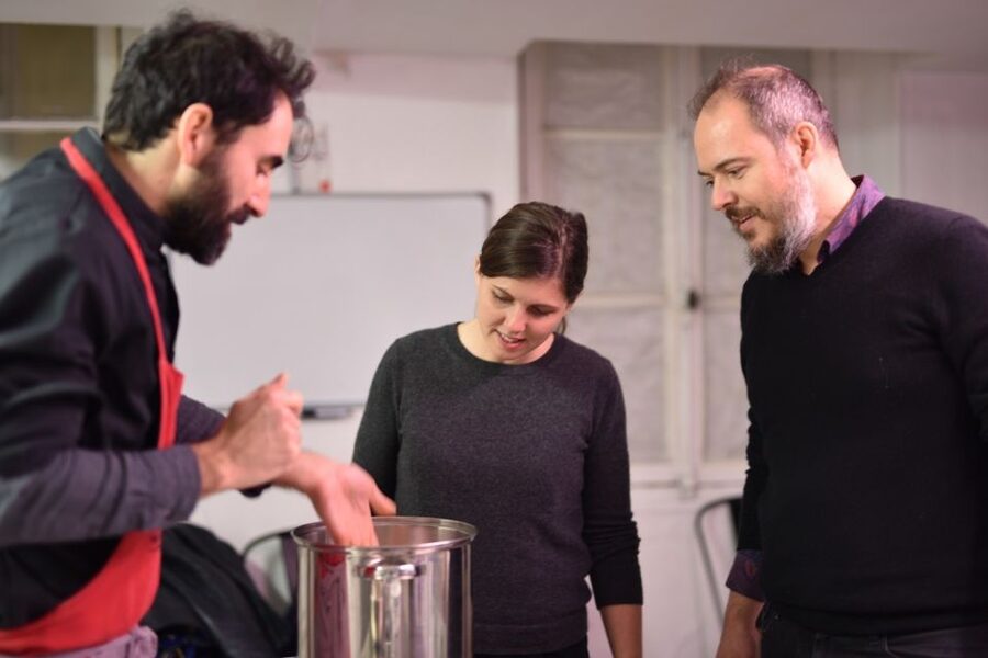 Paris: Butter and Cheesemaking Workshop - A few practical cautions before you book