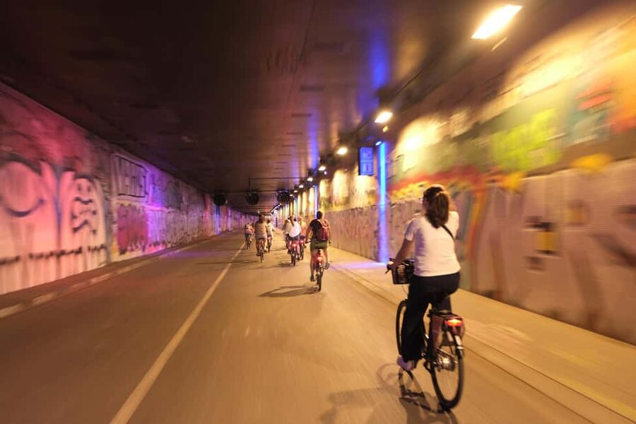 Paris By Night: 3-Hour Guided Bike Tour - What three hours really gives you