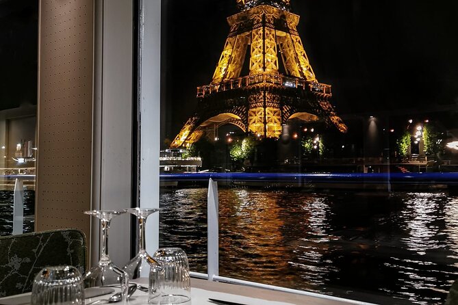 Paris Capitaine Fracasse 3 Course Seine River Dinner Cruise - Pont Alexandre III and the Orsay Museum