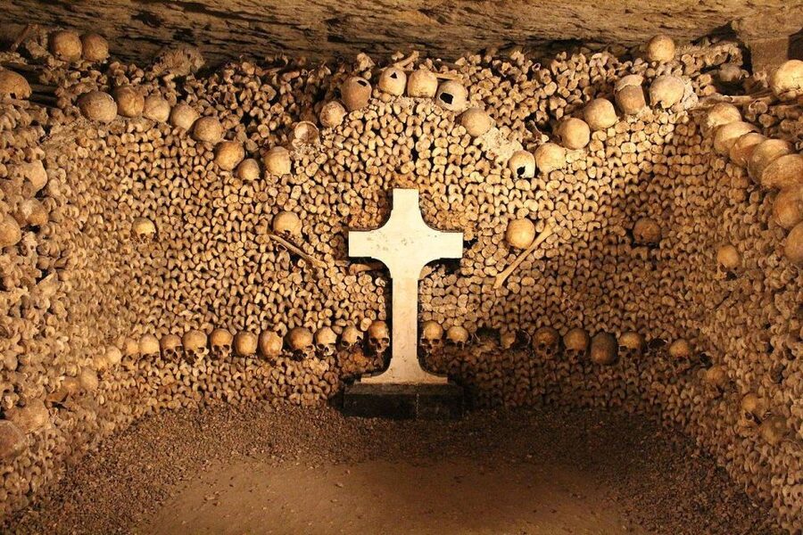 Paris: Catacombs Entry & Seine River Cruise with Audio Guide - The audio guide adds much-needed context