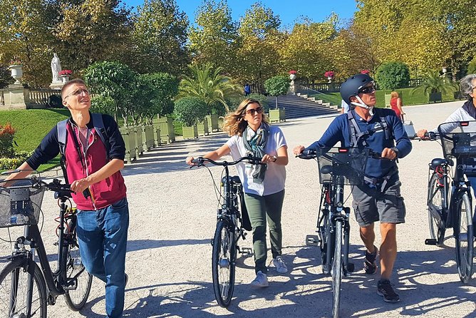 Paris: Charming Nooks and Crannies Bike Tour - The Left Bank: Saint Germain and literary Paris