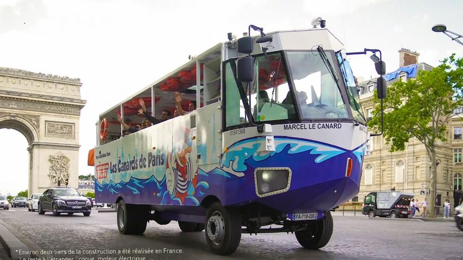 Paris: City and River Seine Tour on an Amphibious Bus - Why the amphibious bus makes Paris sightseeing different