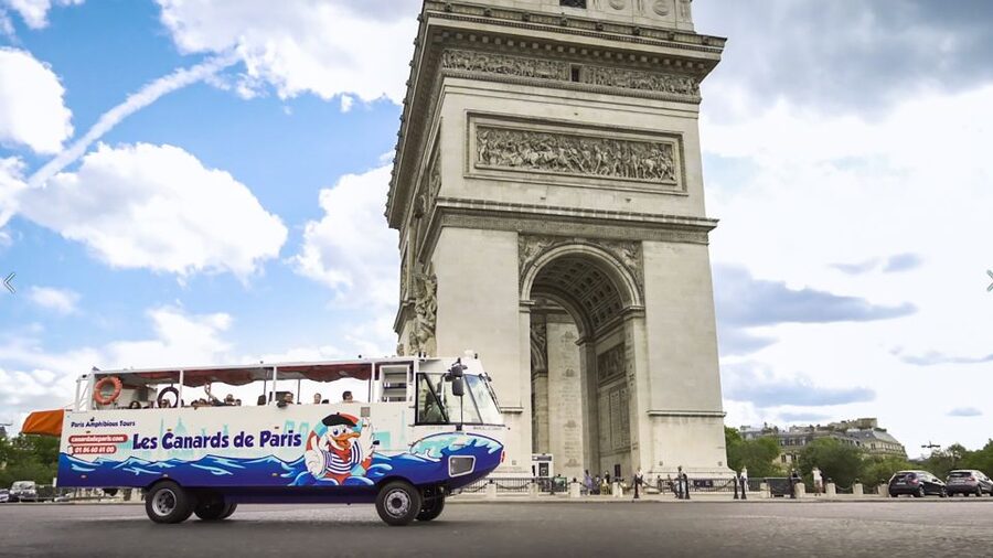 Paris: City and River Seine Tour on an Amphibious Bus - Seine Musicale, Saint-Cloud, and La Defense