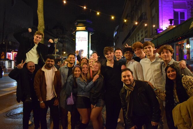 Paris: City Center Guided Pub Crawl with Shots & Club Entry - The Porte-Saint-Denis Photo Stop