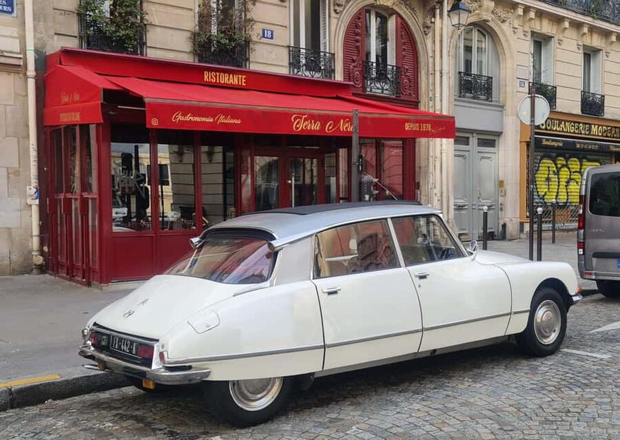 Paris: City Discovery Tour by Vintage Citroën DS Car - Invalides, Musée d’Orsay, and the Grand Palais