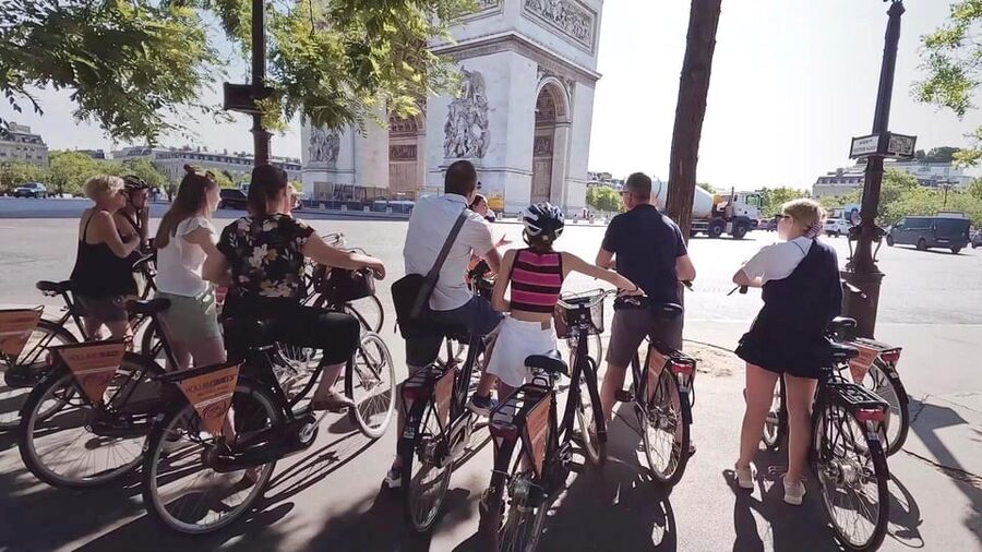 Paris: City Highlights Bike Tour - What the $50 price really buys