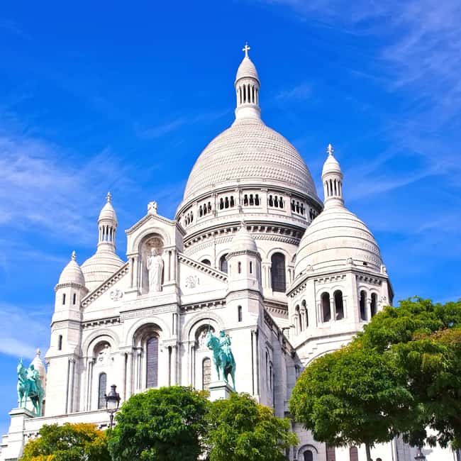 Paris: City Pass – Eiffel, Louvre & 27+ Must-See Sights - Bike tours and two hours of independent riding