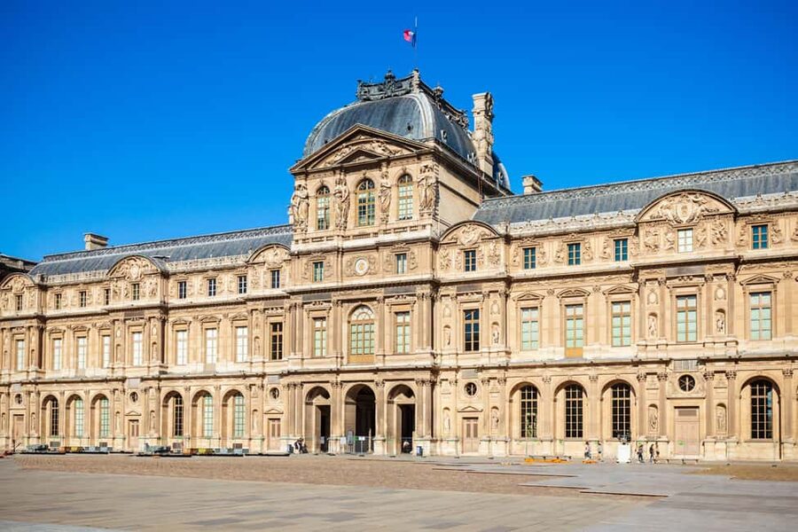 Paris: City Pass – Eiffel, Louvre & 27+ Must-See Sights - Montmartre, Sacré Coeur, and local guided walks