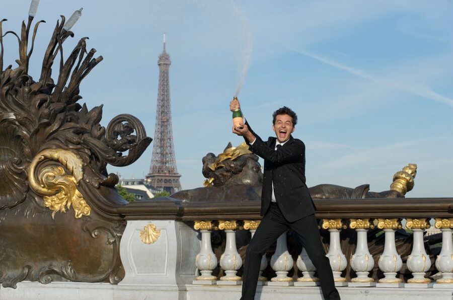 Paris: Comedy Show in English - How to Become a Parisian - What the Show Covers