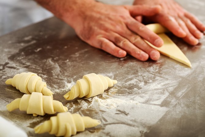 Paris Croissant Small-Group Baking Class with a Chef - Key points to know before you book