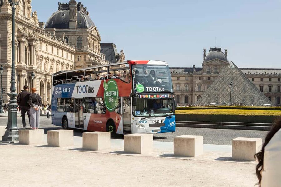 Paris: Discovery Hop-On Hop-Off and Paris by Night Tour - Opera, Louvre, and Notre-Dame: a useful first stretch