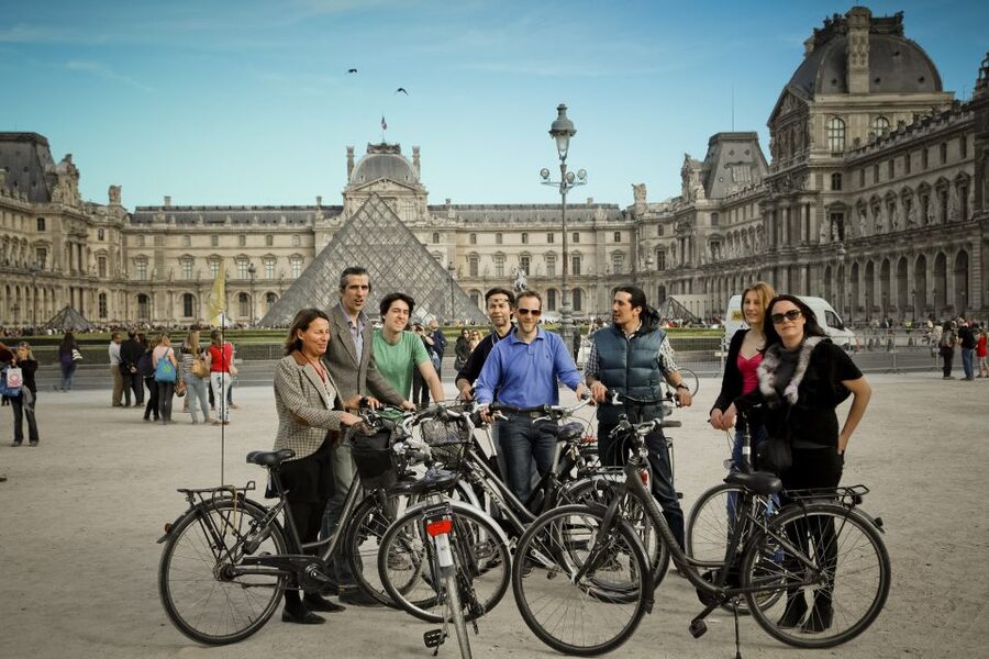 Paris: E-bike tour - Monumental and Hidden Paris - Why an e-bike is a smart way to see central Paris