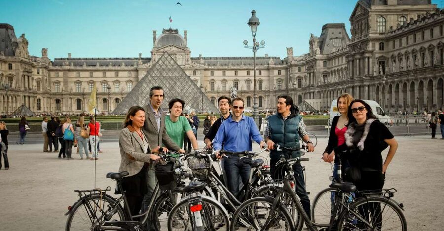 Paris: E-bike tour - Monumental and Hidden Paris - Place de la Concorde and the ride toward the Left Bank