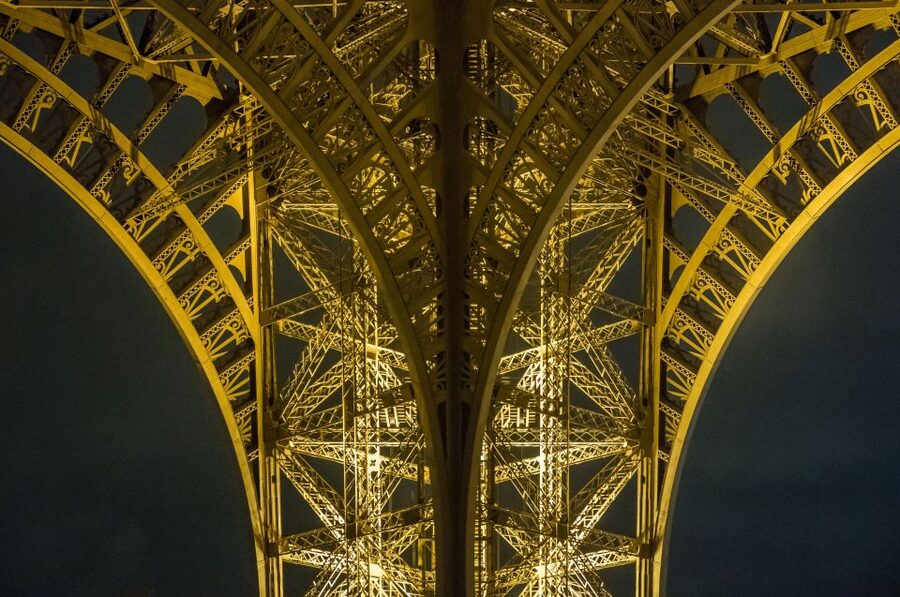 Paris: Early Dinner at Madame Brasserie in the Eiffel Tower - What dinner feels like from the table