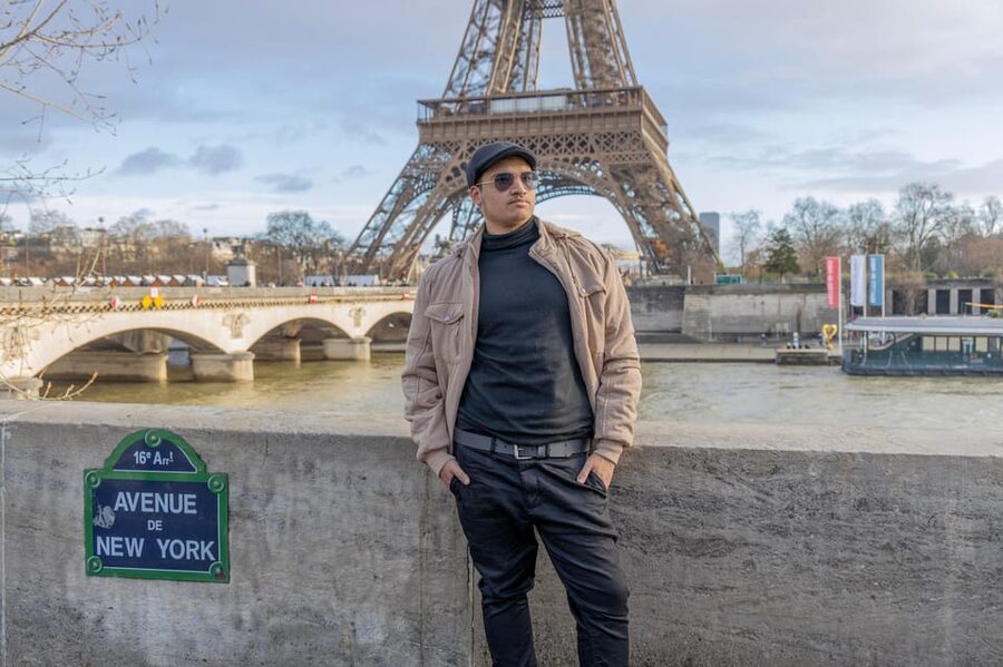 Paris: Eiffel Area Private Photoshoot - Who Should Book This Experience?