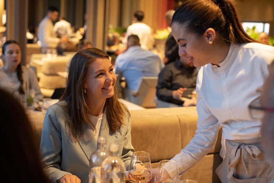 Paris: Eiffel Tower Dining, Gustave Menu at Madame Brasserie - Key points to know before booking