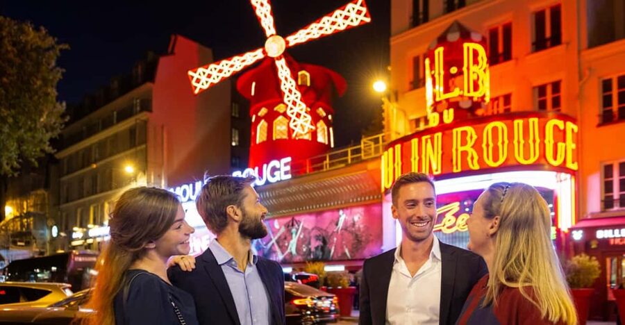 Paris: Eiffel Tower Dinner Cruise with a Moulin Rouge Show - A Seine cruise with a proper three-course dinner