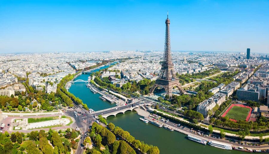 Paris: Eiffel Tower Guided Tour|Summit & second floor access - The elevator ride to the second floor