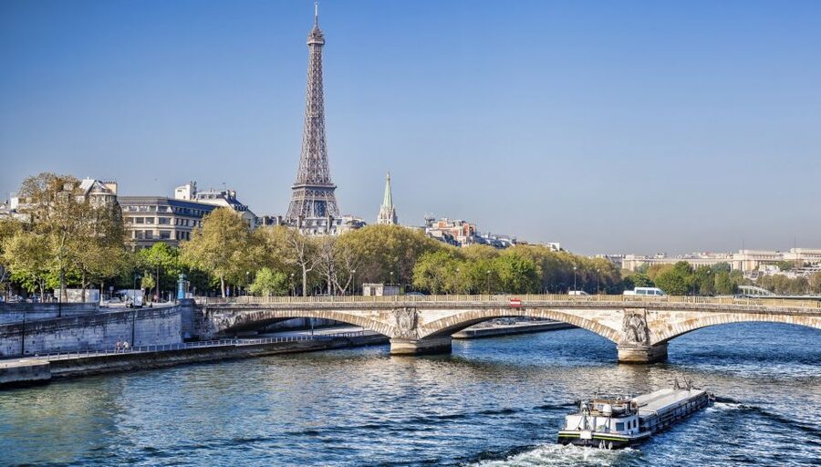 Paris: Eiffel Tower Hosted Tour, Seine Cruise and City Tour - Seeing Paris from the Seine