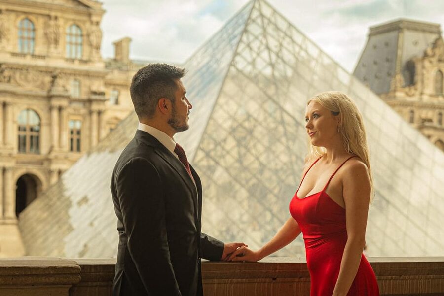 Paris: Eiffel Tower & Louvre Private Photoshoot - Key details before you book