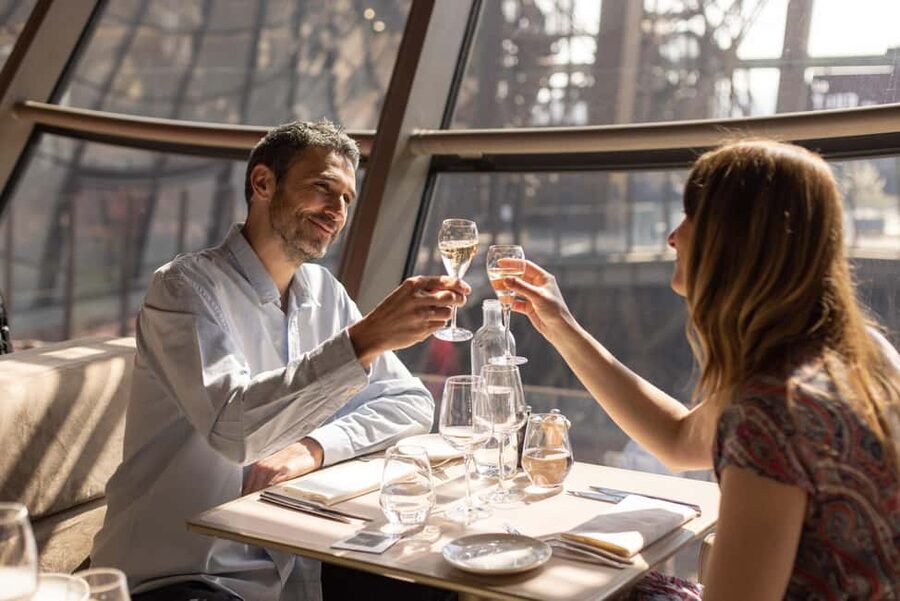 Paris: Eiffel Tower's Madame Brasserie 3-course lunch 12:00 - Key points to know before you book