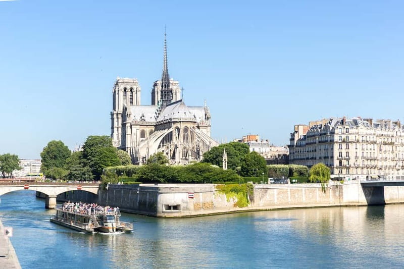Paris: Explorer Pass with 3, 4, 5, 6, or 7 Attractions - Versailles, Parc Astérix, and outings beyond central Paris