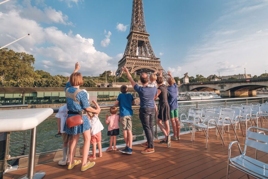 Paris: Family-Friendly River Seine Guided Cruise - Who will enjoy this cruise most