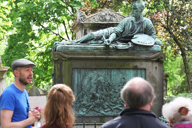 Paris: Famous Graves of Pere Lachaise Cemetery Guided Tour - Key Points Before You Book