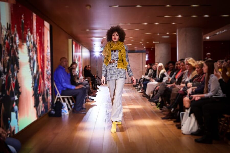 Paris: Fashion Show at Galeries Lafayette Haussmann - Practical tips for a smoother visit