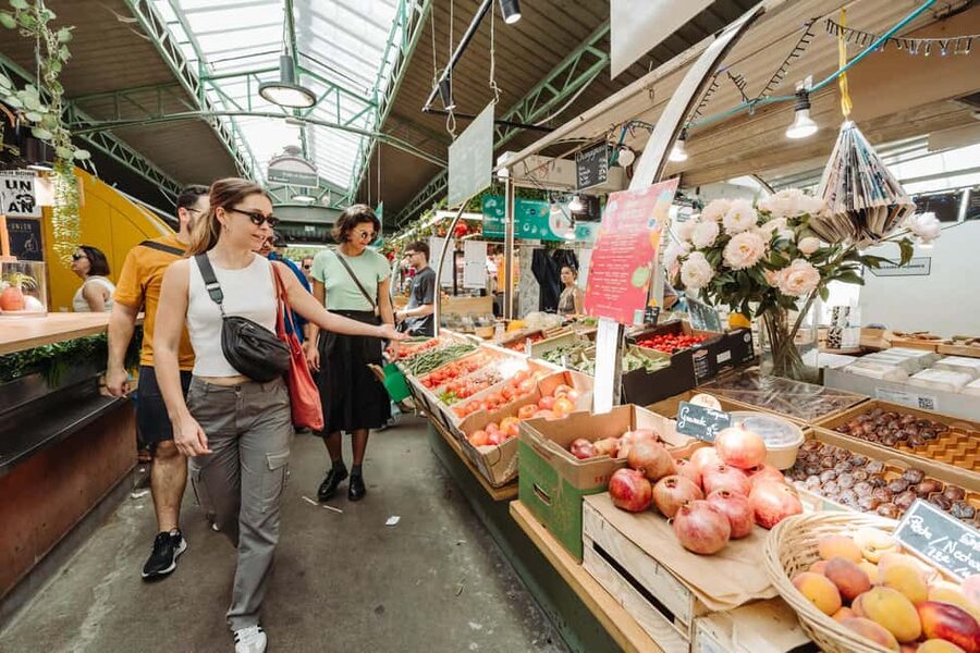 Paris: Food and Wine Tasting Walking Tour in Le Marais - Why this food tour works in Le Marais