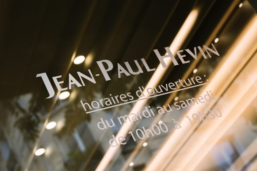 Paris: Food and Wine Tasting Walking Tour in Le Marais - Syrian-French pastry at Maison Aleph