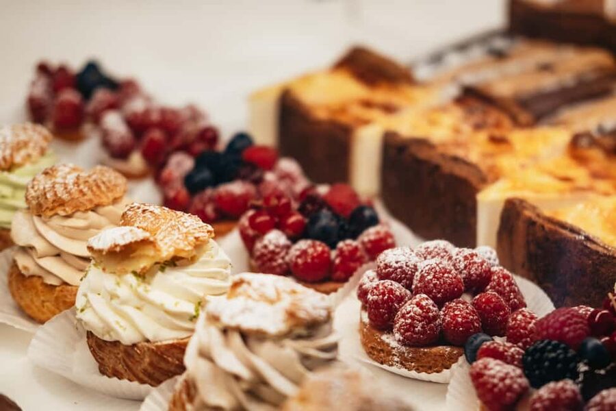 Paris: Gourmet Food Tour with Over 10 Tastings and Wine - Jambon beurre and the everyday side of Paris