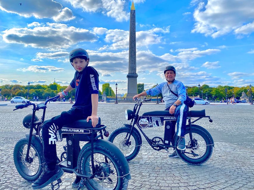 Paris: Guided City Tour by Electric Bike - The Eiffel Tower from Trocadero