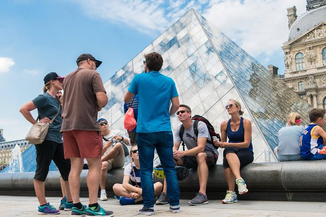 Paris Highlights Bike Tour: Eiffel Tower, Louvre and Notre-Dame - Notre-Dame and the story of Gothic Paris