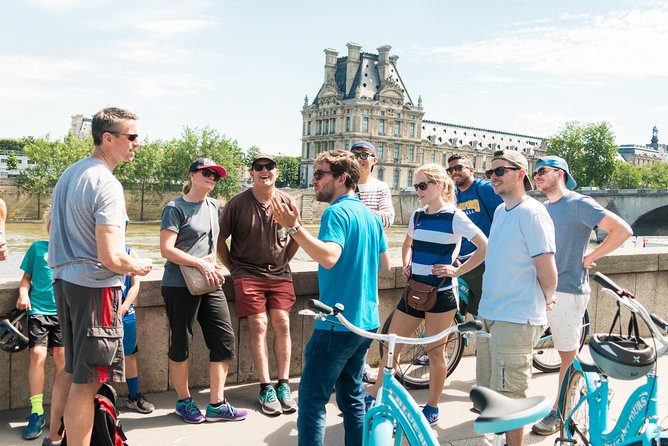 Paris Highlights Bike Tour: Eiffel Tower, Louvre and Notre-Dame - Eiffel Tower: your first big Paris photograph