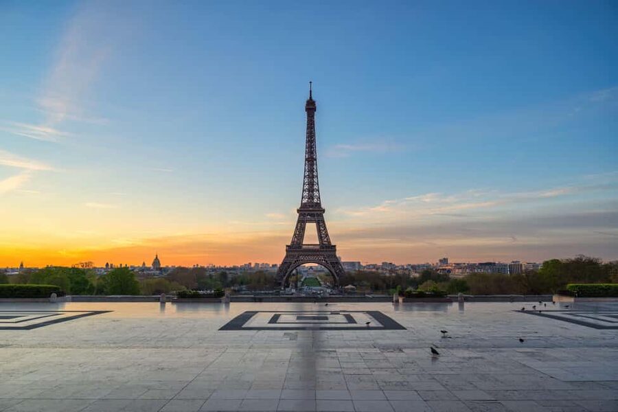 Paris Highlights Full Day Tour - Meeting at the Eiffel Tower