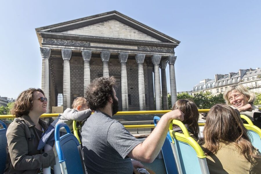 Paris: Hop-on Hop-off Bus Tour & Seine Cruise Bundle Tour - Stops 8 and 9: Trocadéro and the Eiffel Tower