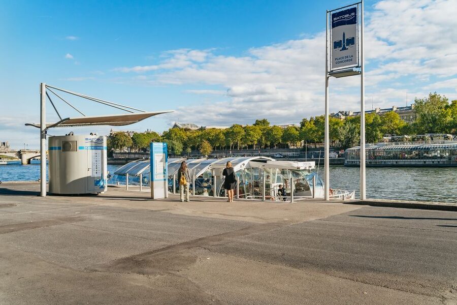 Paris: Hop-On Hop-Off Seine Cruise Pass with 9 Stops - Notre-Dame and the Latin Quarter