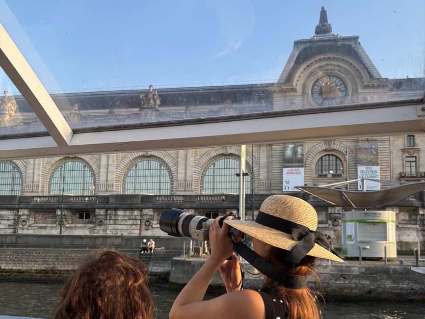 Paris: Hop-On Hop-Off Seine Cruise Pass with 9 Stops - Starting at the Eiffel Tower and Port de la Bourdonnais