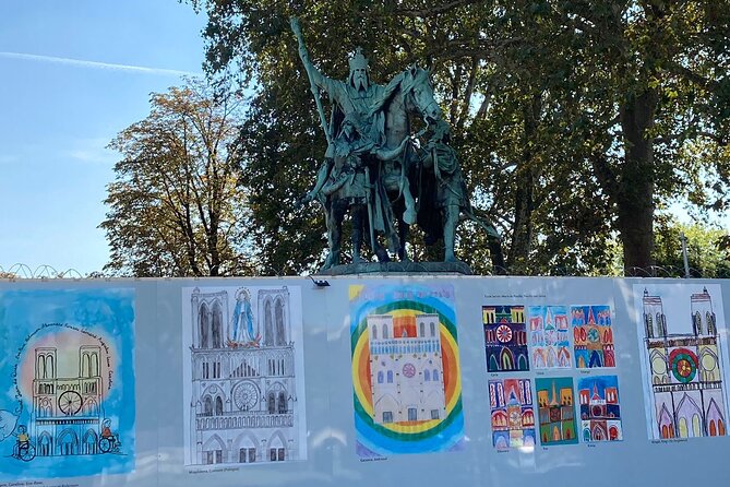 Paris: Île de la Cité and Notre-Dame Walking Tour With Crypt - Notre-Dame is the emotional center of the walk