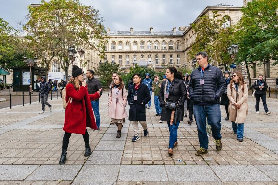 Paris: Ile de la Cité Walking Tour with Sainte-Chapelle - Who should book this Île de la Cité tour?
