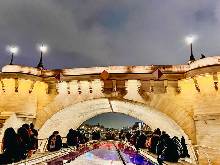 Paris: Illuminated Evening River Cruise & Waffle Tasting - The Trocadéro waffle stop