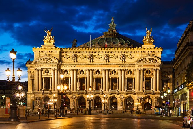 Paris Illuminations Tour with Moulin Rouge Show and Cruise Option - Who should book this experience?