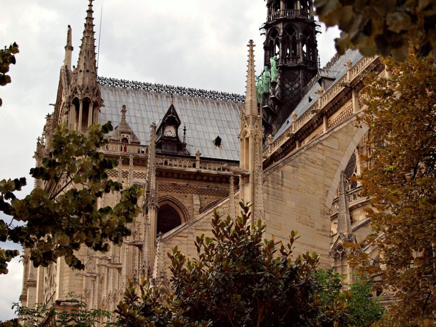 Paris Jewish History 2-Hour Private Guided Walking Tour - Price, languages, and practical value